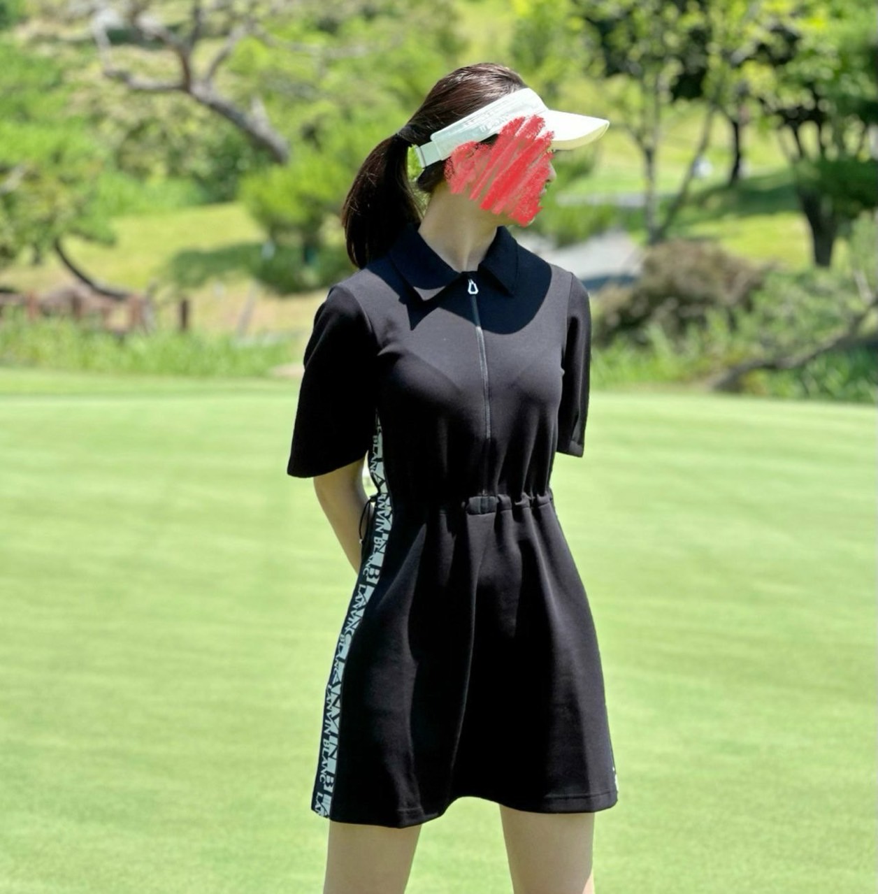 [랑방블랑] 컨트라스트 로고 라인 드레스